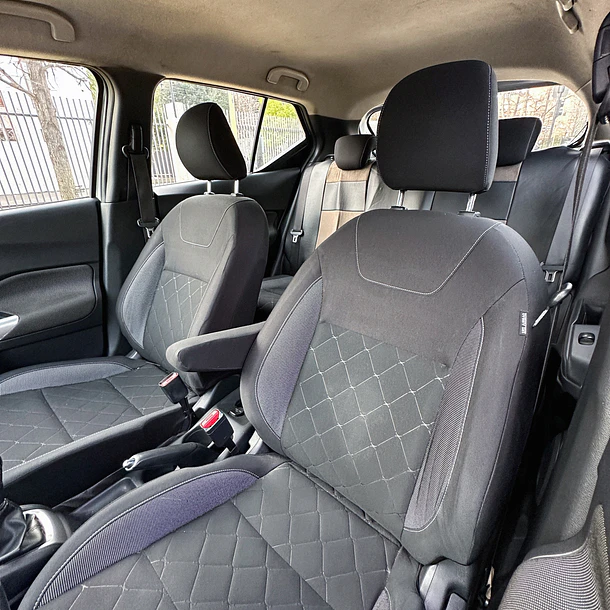 Nissan KICKS Advance  1.6 MT 2020 13