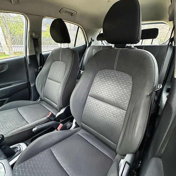 KIA MORNING EX 1.2 MT 2018 13