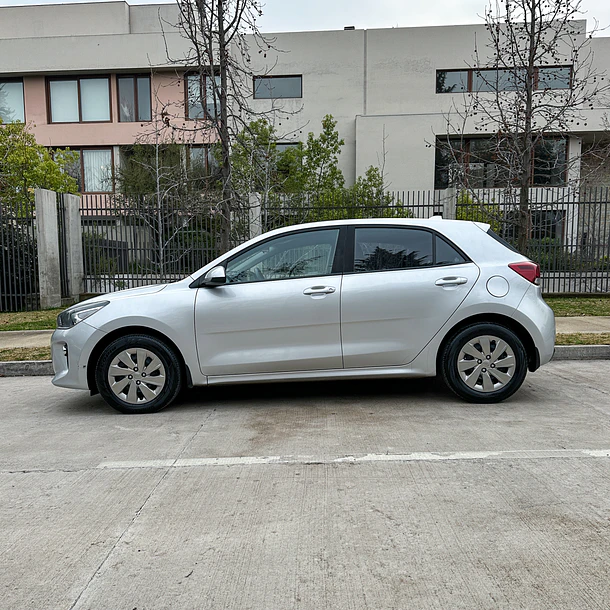 KIA RIO 5 EX 1.4 HB 6MT 5P 2018 2