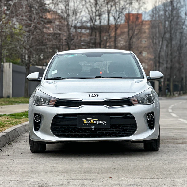 KIA RIO 5 EX 1.4 HB 6MT 5P 2018 3