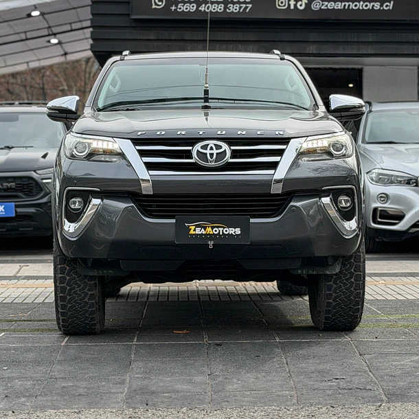TOYOTA FORTUNER 2.7 SR5 AUT 2018 2