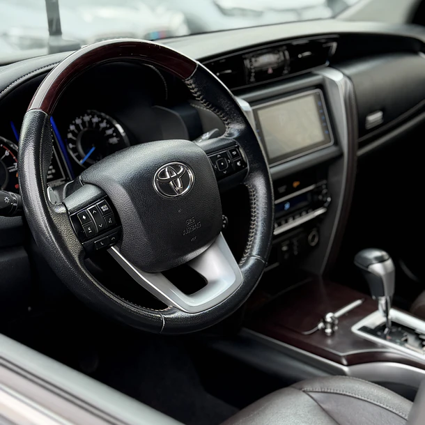 TOYOTA FORTUNER 2.7 SR5 AUT 2018 5