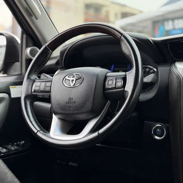 TOYOTA FORTUNER 2.7 SR5 AUT 2018 12