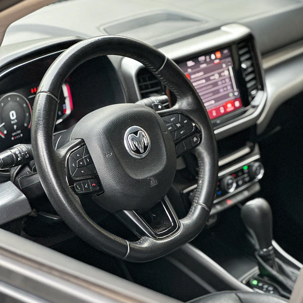 RAM 1000 BIG HORN DCAB BZ 1.8 AUT 2022 7