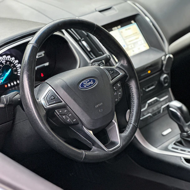Ford Edge 2.0 LTS 4P 4X2 2018 7