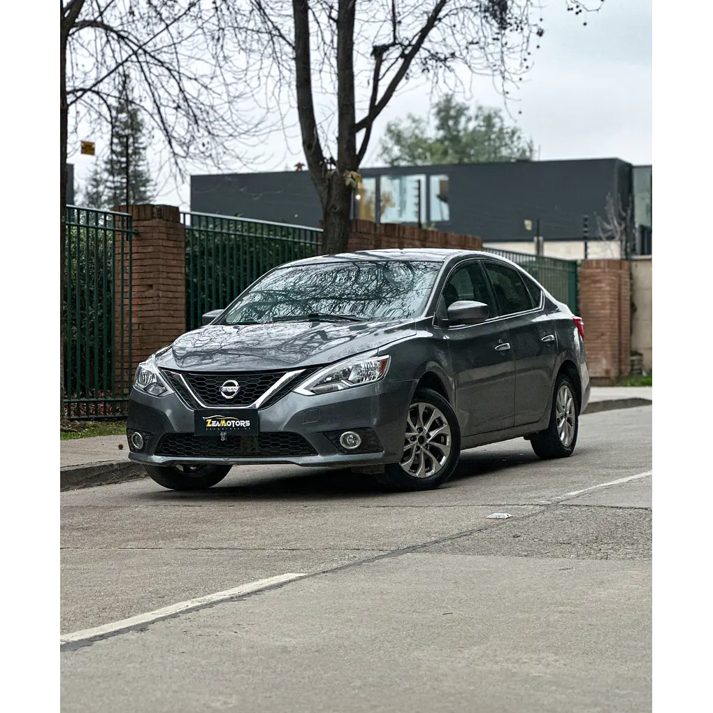 Nissan 5 — foto 10 de 11