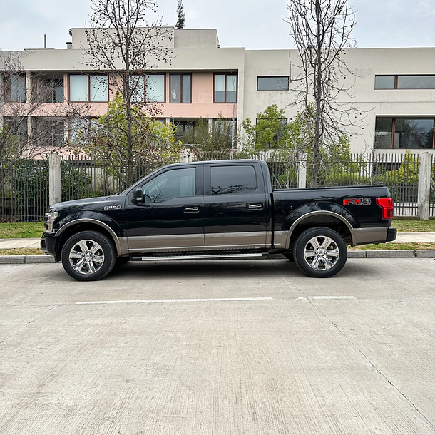 Ford F-150 5.0 Lariat Luxury 4x4 2020 2
