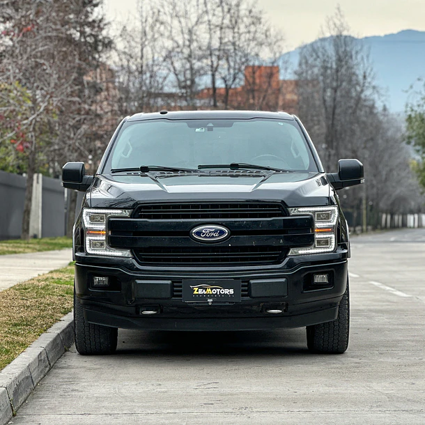 Ford F-150 5.0 Lariat Luxury 4x4 2020 3