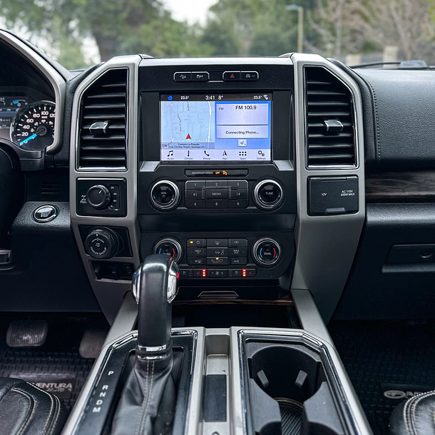 Ford F-150 5.0 Lariat Luxury 4x4 2020 9