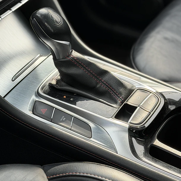 MG HS TROPHY 2.0 TURBO AWD 2021 10