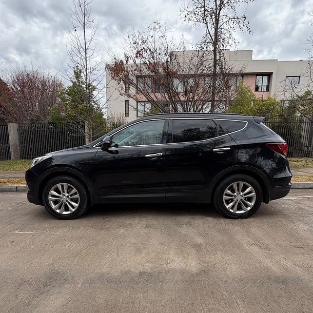 HYUNDAI SANTA FE GLS 4WD 2.4 AT 2017 4