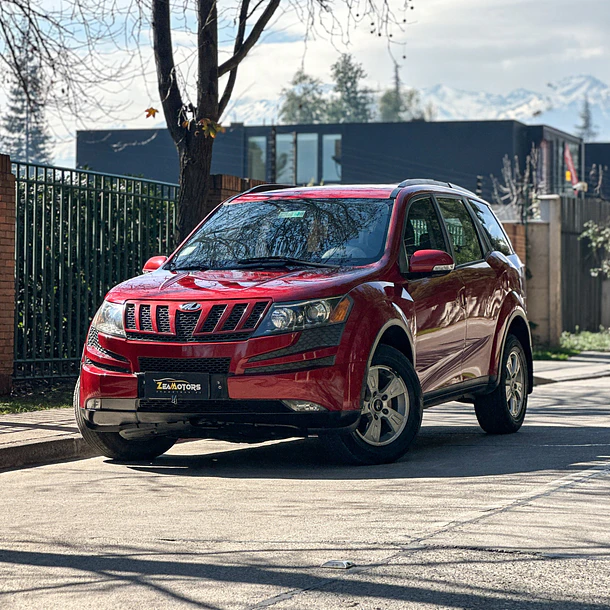 Mahindra Xuv 500 2.2 Diesel 4x4 2016 1