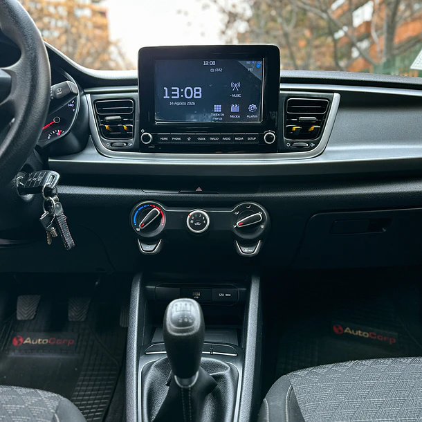 KIA RIO 4 LX 1.4 2022 9
