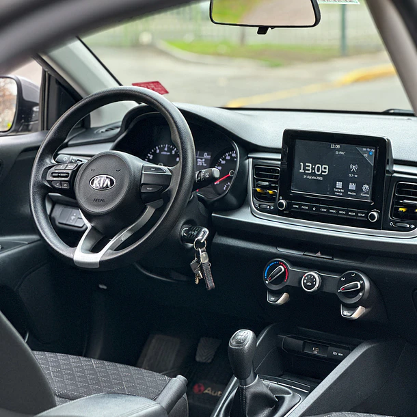 KIA RIO 4 LX 1.4 2022 10