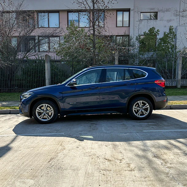BMW X1 SDRIVE20I 2.0 AUT 2017 2