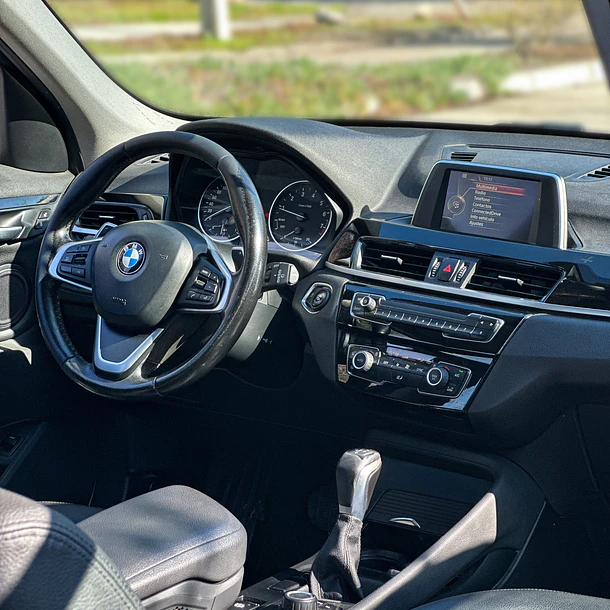 BMW X1 SDRIVE20I 2.0 AUT 2017 10