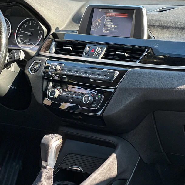 BMW X1 SDRIVE20I 2.0 AUT 2017 12