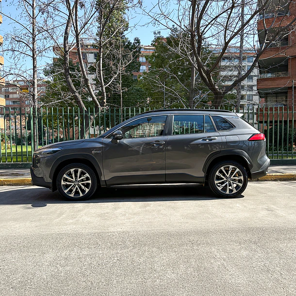 TOYOTA COROLLA CROSS CVT HEV  1.8 2023 2