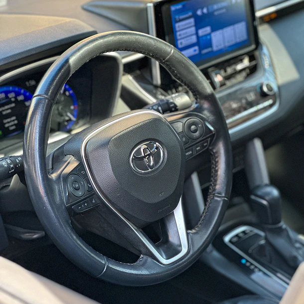 TOYOTA COROLLA CROSS CVT HEV  1.8 2023 7