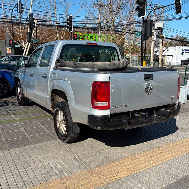 VOLKSWAGEN AMAROK COMFORTLINE 2.0 4X2  2016 5