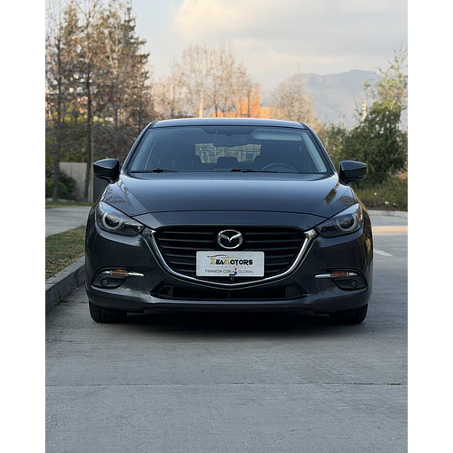 Mazda 6 — foto 11 de 13