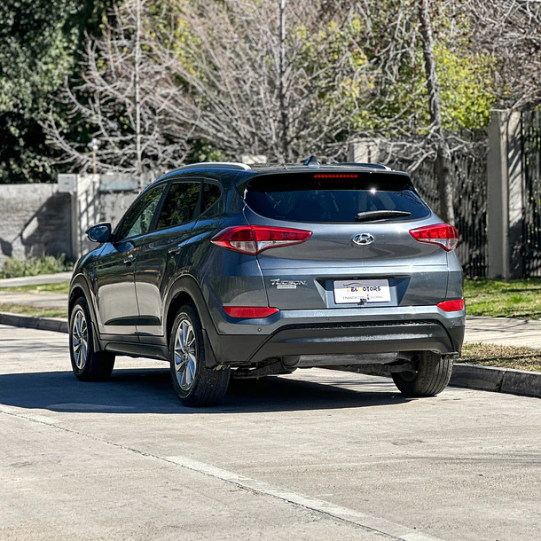 HYUNDAI TUCSON ADVANCE TL 2.0 2019 4