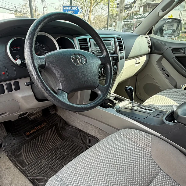 TOYOTA 4RUNNER SR5 4.0 AUT 2009 11