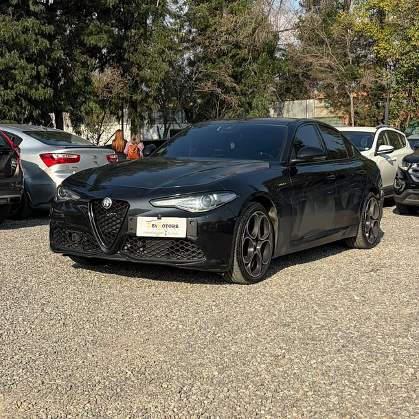 ALFA ROMEO GIULIA 2.0 VELOCE  2024 3
