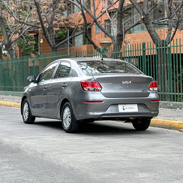 KIA SOLUTO 1.4 EX MT 2026 4