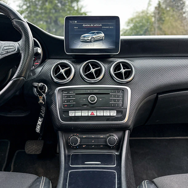 MERCEDES BENZ A200 D 2.1 2017 6
