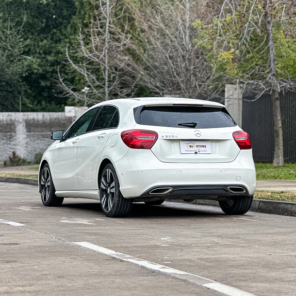 MERCEDES BENZ A200 D 2.1 2017 11