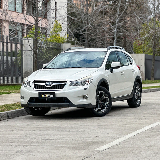 SUBARU NEW XV AWD 2.0I 2014 1