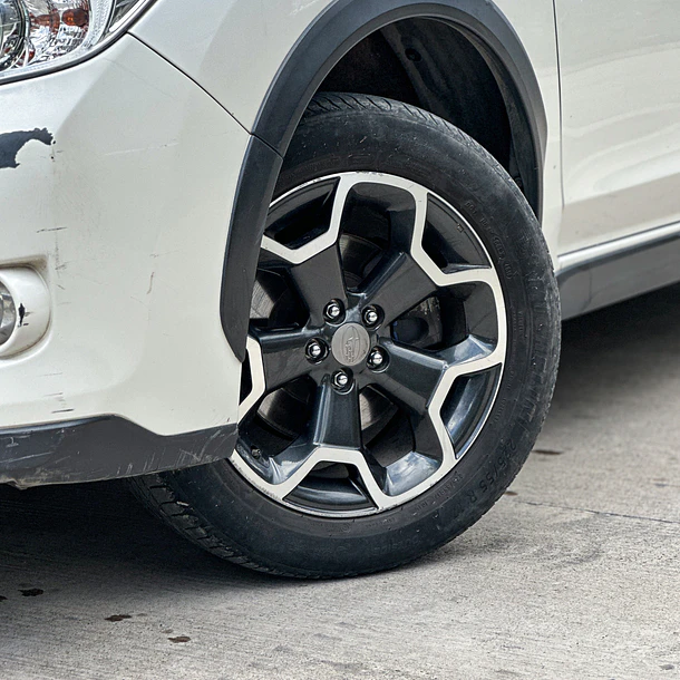 SUBARU NEW XV AWD 2.0I 2014 6