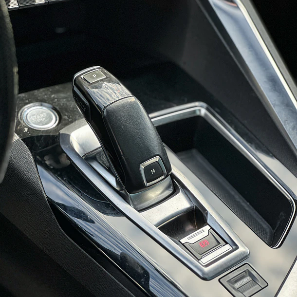 PEUGEOT 3008 GT BLUEHDI 2.0 AUT 2019 11