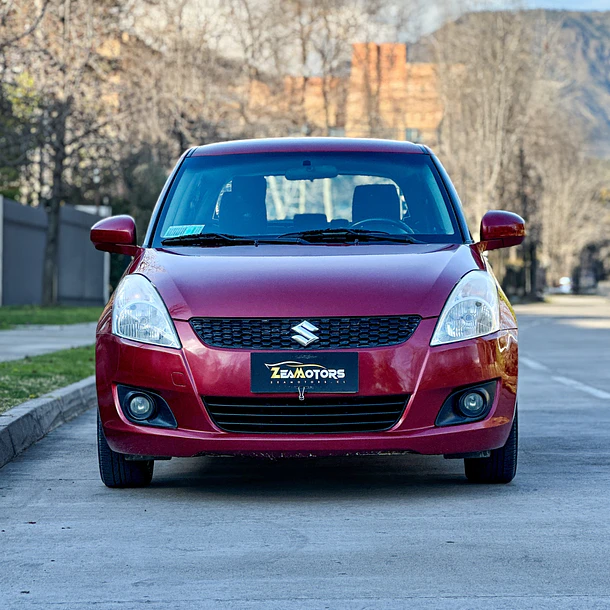 Suzuki Swift 1.4 2012  3