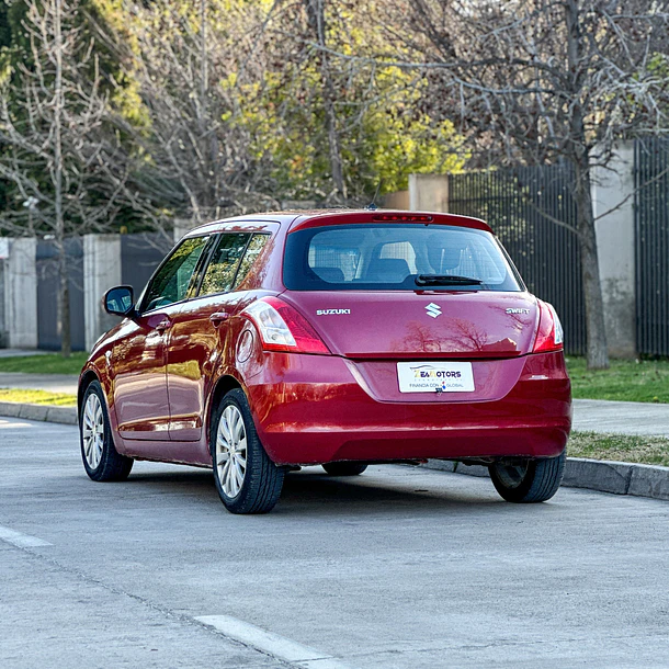 Suzuki Swift 1.4 2012  4