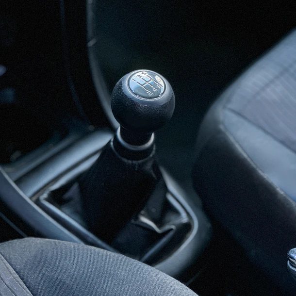 Suzuki Swift 1.4 2012  10