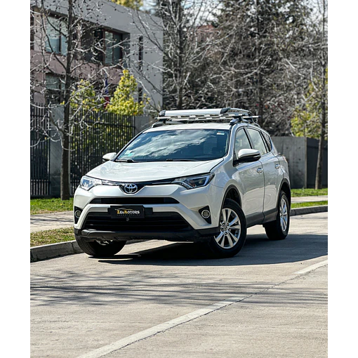 TOYOTA RAV 4 LUJO 4X2 2.0 MT 2018