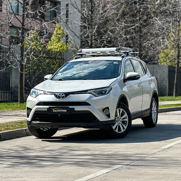 TOYOTA RAV 4 LUJO 4X2 2.0 MT 2018 1