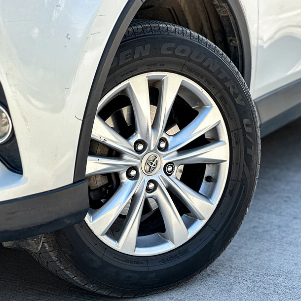 TOYOTA RAV 4 LUJO 4X2 2.0 MT 2018 6