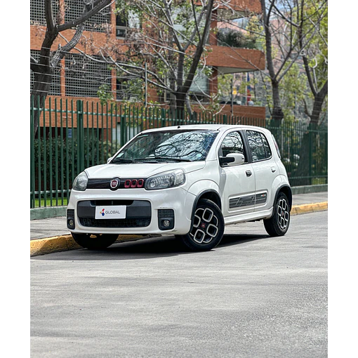 FIAT UNO SPORTING 1.4 2016