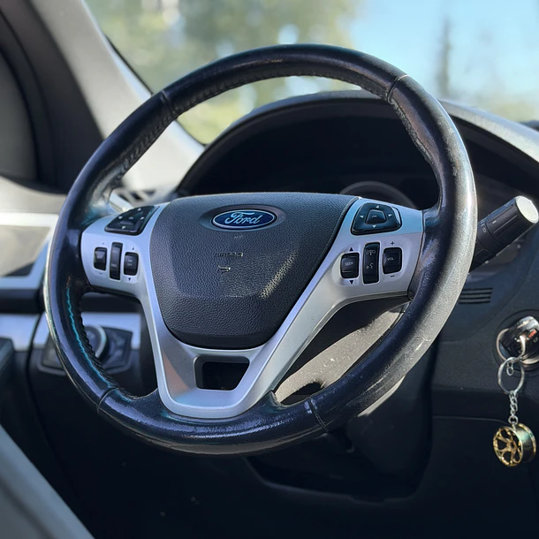 FORD EXPLORER XLT 3.5 AUT 2014 8