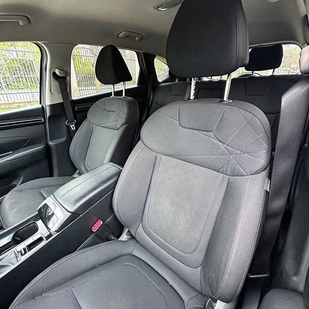 HYUNDAI TUCSON NX4 1.6 T-GDI AUT 2023 13