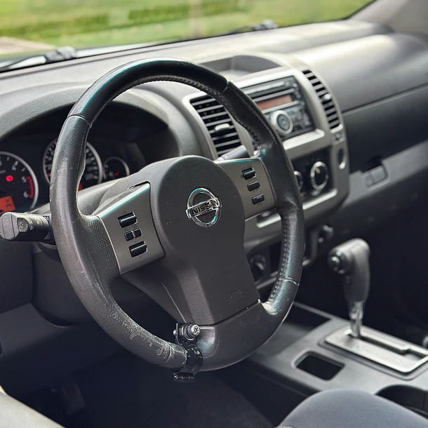 NISSAN NAVARA LE 4X4 2.5 AUT 2015 7