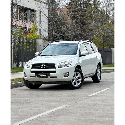 TOYOTA RAV4 2.4 AUT 2012