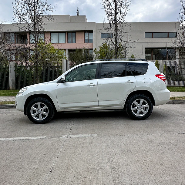 TOYOTA RAV4 2.4 AUT 2012 2