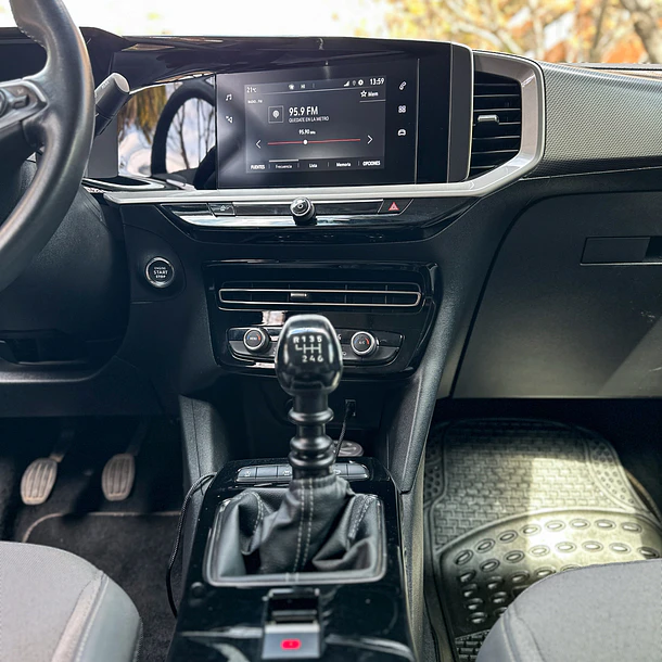 OPEL MOKKA ELEGANCE 1.2T MT6 2023 9