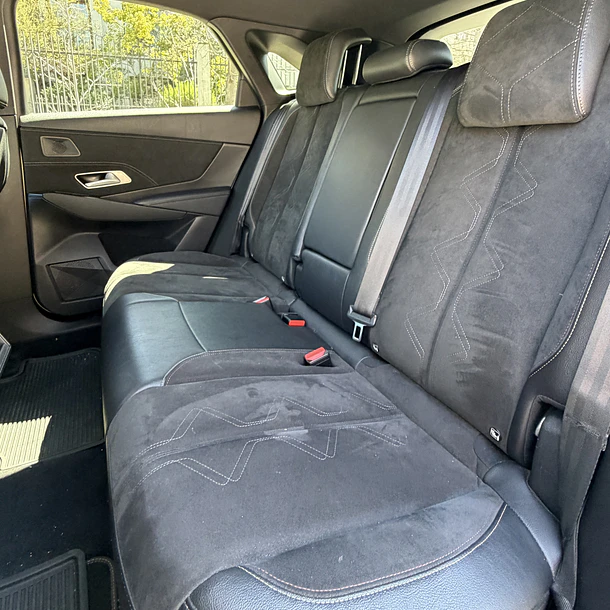 DS DS7 CROSSBACK 2.0 PERFORMANCE  BLUE HDI 4X2 LINE  2022 14