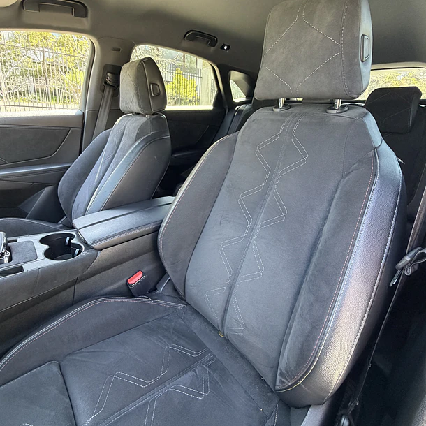 DS DS7 CROSSBACK 2.0 PERFORMANCE  BLUE HDI 4X2 LINE  2022 12