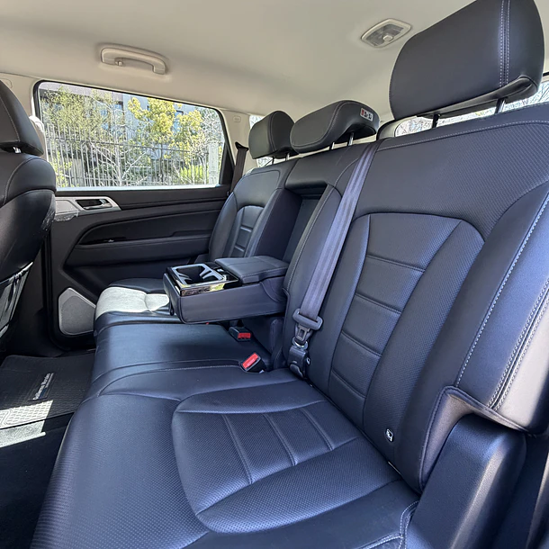 SSANGYONG REXTON GLX 2.2 TD 2023 14